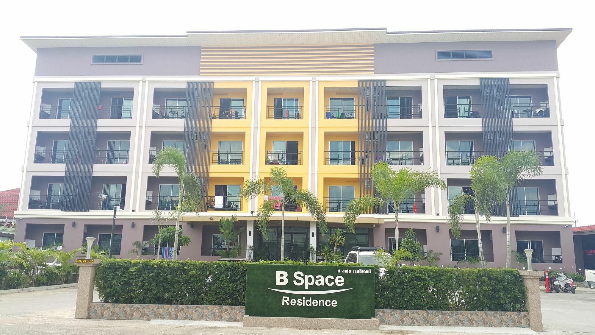 B Space Residence Nong Prue Luaran gambar